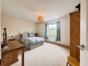 FENWICK DRIVE- click for photo gallery